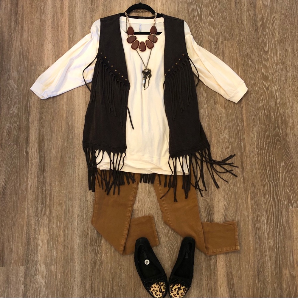 NWT Brown fringe vest - M
